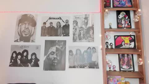 Emily online show from 09-08-25, 08:30