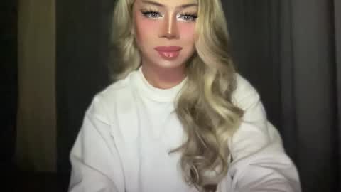 Snapshot of meetmehalfway888 chatting on 10-01-25, 02:45 GODDESS OF ALL GODDESSES online show from 10-01-25, 02:45