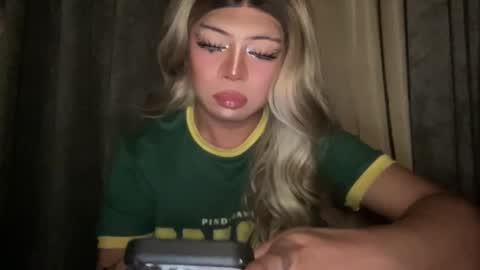 Snapshot of meetmehalfway888 chatting on 10-04-25, 03:48 GODDESS OF ALL GODDESSES online show from 10-04-25, 03:48