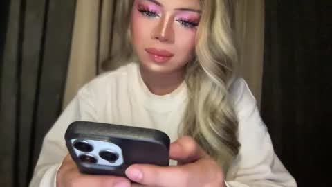 Snapshot of meetmehalfway888 chatting on 10-16-25, 01:56 GODDESS OF ALL GODDESSES online show from 10-16-25, 01:56