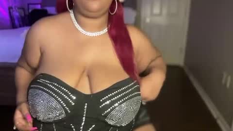 Snapshot of meetsouthernpeach chatting on 01-05-25, 04:04 Southern Peach online show from 01-05-25, 04:04