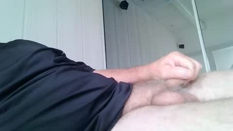 Snapshot of meforu21 chatting on 07-13-26, 01:25 meforu21 online show from 07-13-26, 01:25