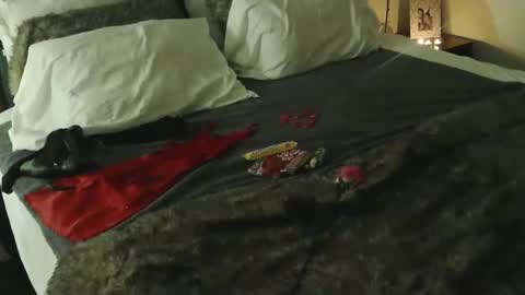 Snapshot of megadon1990 chatting on 02-16-26, 02:07 megadon1990 online show from 02-16-26, 02:07