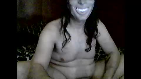 Snapshot of megaloxuan chatting on 04-23-26, 01:18 Rockloud online show from 04-23-26, 01:18