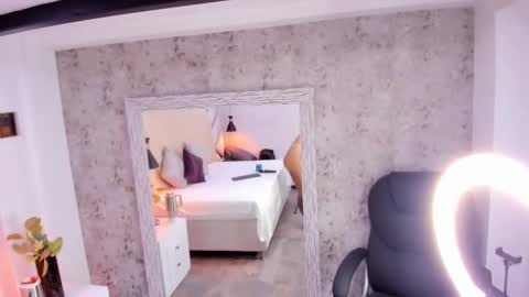 Megan online show from 11-19-25, 03:17