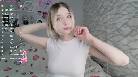 Snapshot of megan__ami chatting on 06-06-26, 01:05 Megan online show from 06-06-26, 01:05