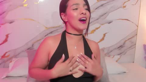 Snapshot of megan__monroe chatting on 11-11-25, 09:26 megan__monroe online show from 11-11-25, 09:26