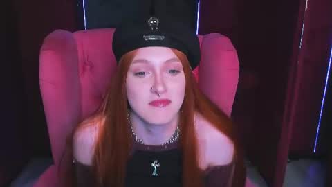 Snapshot of megan_birch chatting on 07-27-26, 10:44 Megan online show from 07-27-26, 10:44