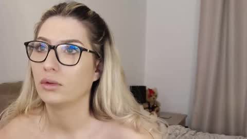 Megan Blazee  online show from 03-12-26, 08:26