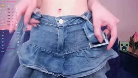 Snapshot of megan_chan chatting on 10-11-25, 07:45 Megan and Anna online show from 10-11-25, 07:45