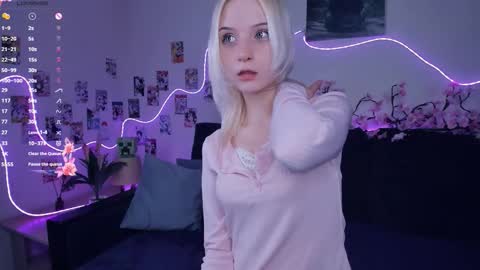 Megan and Anna online show from 11-25-25, 07:14