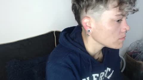 Megan and sophi online show from 09-20-25, 09:43