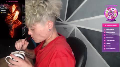 Megan and sophi online show from 01-13-26, 09:42