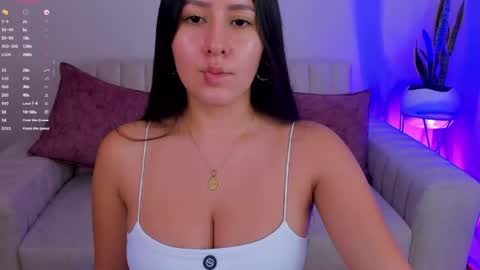 Snapshot of megan_cooper28 chatting on 05-08-26, 12:05 MEGAN COOPER online show from 05-08-26, 12:05