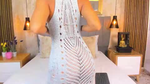 Snapshot of megan_cruzgb chatting on 09-09-25, 12:26 Carolina Paez online show from 09-09-25, 12:26