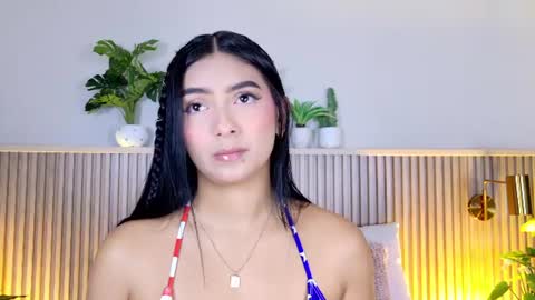Snapshot of megan_cruzgb chatting on 06-18-26, 12:31 Carolina Paez online show from 06-18-26, 12:31