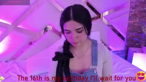     online show from 02-13-26, 02:02