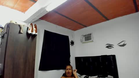 Snapshot of megan_greyxx chatting on 07-09-26, 11:47 megan_greyxx online show from 07-09-26, 11:47