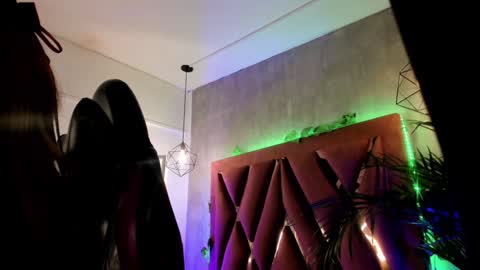    online show from 01-31-25, 02:48