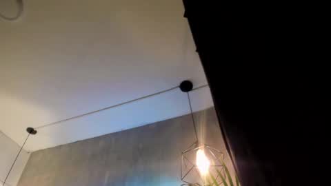    online show from 03-05-25, 02:03