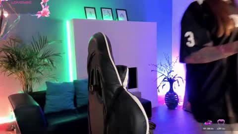    online show from 01-10-26, 02:35