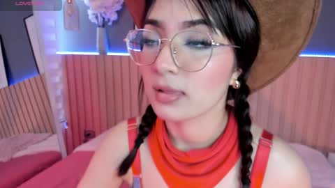 Snapshot of megan_moore__ chatting on 02-11-25, 03:08 online show from 02-11-25, 03:08