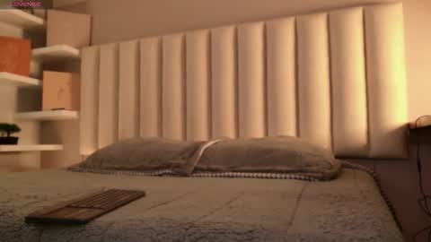 Snapshot of megan_moore__ chatting on 09-26-25, 11:58 online show from 09-26-25, 11:58