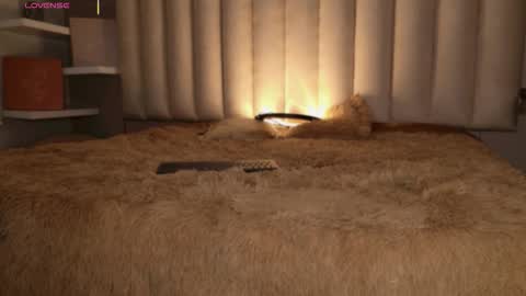 Snapshot of megan_moore__ chatting on 11-16-25, 12:11 online show from 11-16-25, 12:11