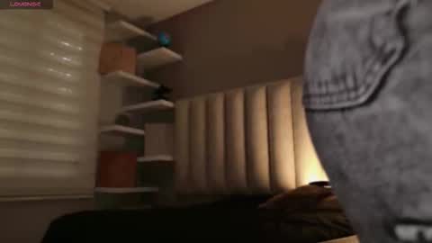 Snapshot of megan_moore__ chatting on 11-17-25, 12:00 online show from 11-17-25, 12:00