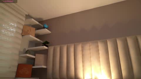 Snapshot of megan_moore__ chatting on 11-26-25, 12:06 online show from 11-26-25, 12:06