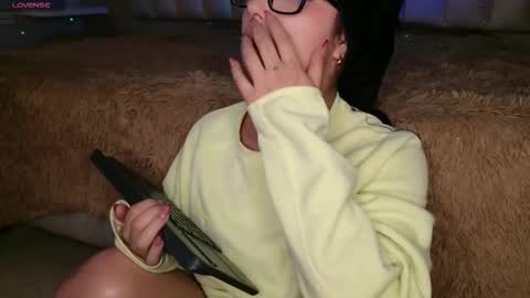 Snapshot of megan_moore__ chatting on 12-20-25, 12:01 online show from 12-20-25, 12:01