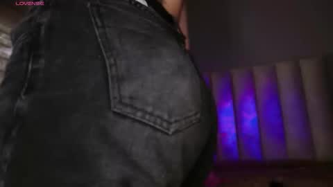 Snapshot of megan_moore__ chatting on 01-06-26, 12:09 online show from 01-06-26, 12:09