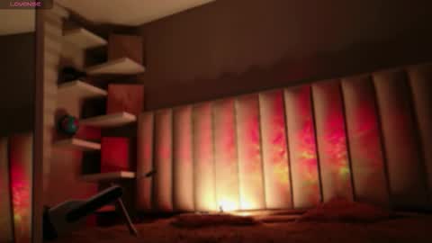 Snapshot of megan_moore__ chatting on 01-13-26, 12:10 online show from 01-13-26, 12:10