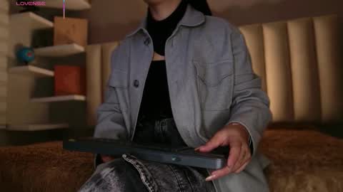 Snapshot of megan_moore__ chatting on 02-18-26, 12:34 online show from 02-18-26, 12:34