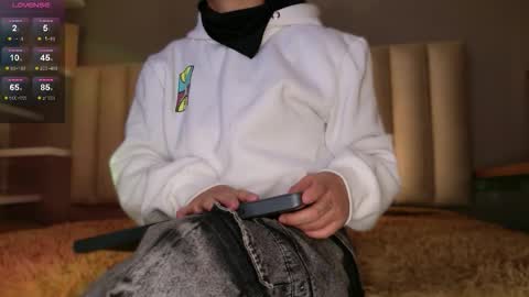 Snapshot of megan_moore__ chatting on 02-28-26, 11:55 online show from 02-28-26, 11:55