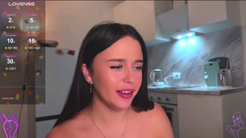 Snapshot of megan_nilson chatting on 01-06-25, 12:27 Megan online show from 01-06-25, 12:27