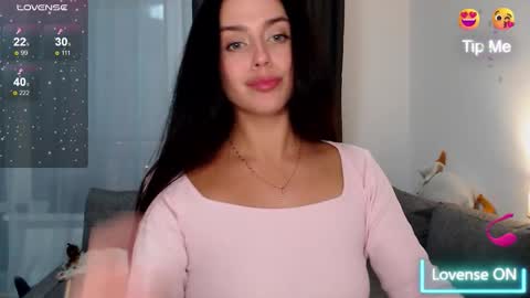 Snapshot of megan_nilson chatting on 11-08-25, 02:06 Megan online show from 11-08-25, 02:06