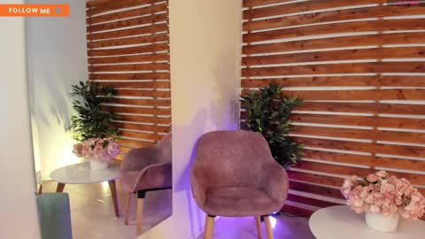 megan_raiin online show from 03-05-25, 07:49