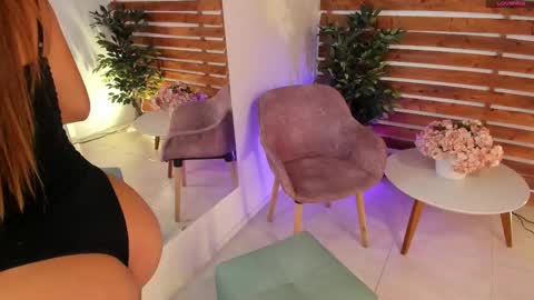 megan_raiin online show from 03-12-25, 06:18