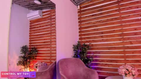 megan_raiin online show from 12-02-25, 07:36