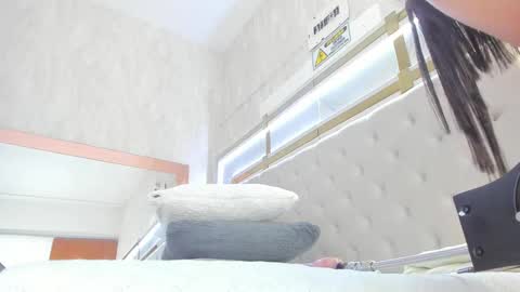 megan online show from 02-12-25, 06:08