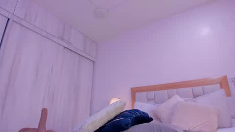 megan online show from 12-16-25, 03:11