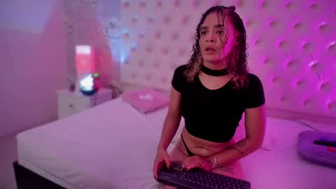 megan_tower online show from 09-15-25, 10:54