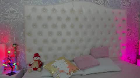 megan_tower online show from 12-18-25, 07:09