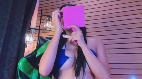 megan_vixenx online show from 04-27-26, 01:25