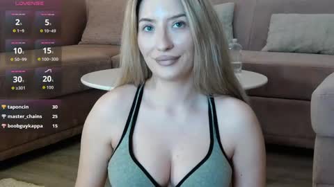 Megan online show from 06-11-26, 12:32