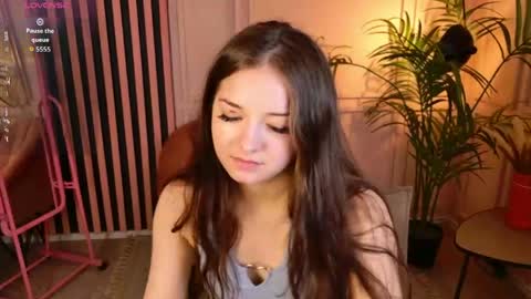 Megan online show from 06-04-26, 12:33