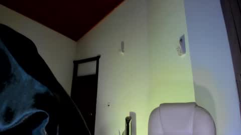 Snapshot of megandupont chatting on 02-09-25, 02:17 Megan M online show from 02-09-25, 02:17