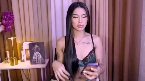 Megan online show from 11-19-25, 08:03