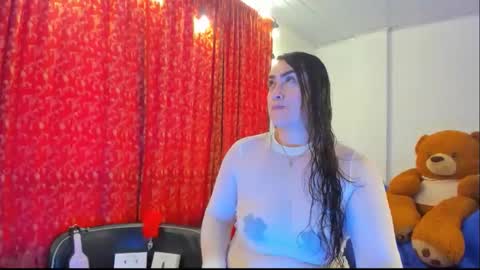 Snapshot of meganhotcurvy chatting on 05-29-26, 03:32 meganhotcurvy online show from 05-29-26, 03:32